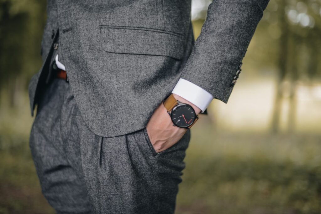 hands in pocket